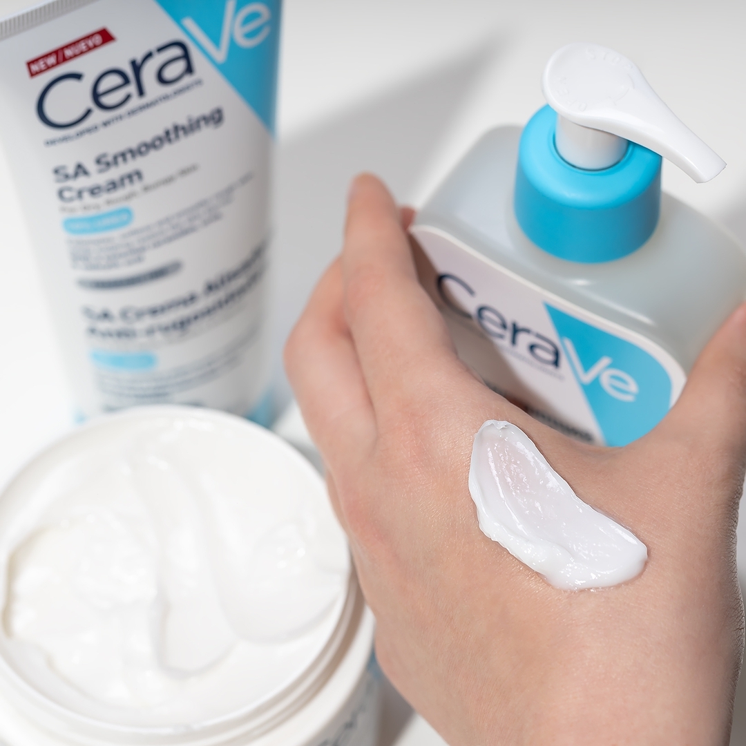 CeraVe SA krema za glajenje suhe in grobe kože, 340 g