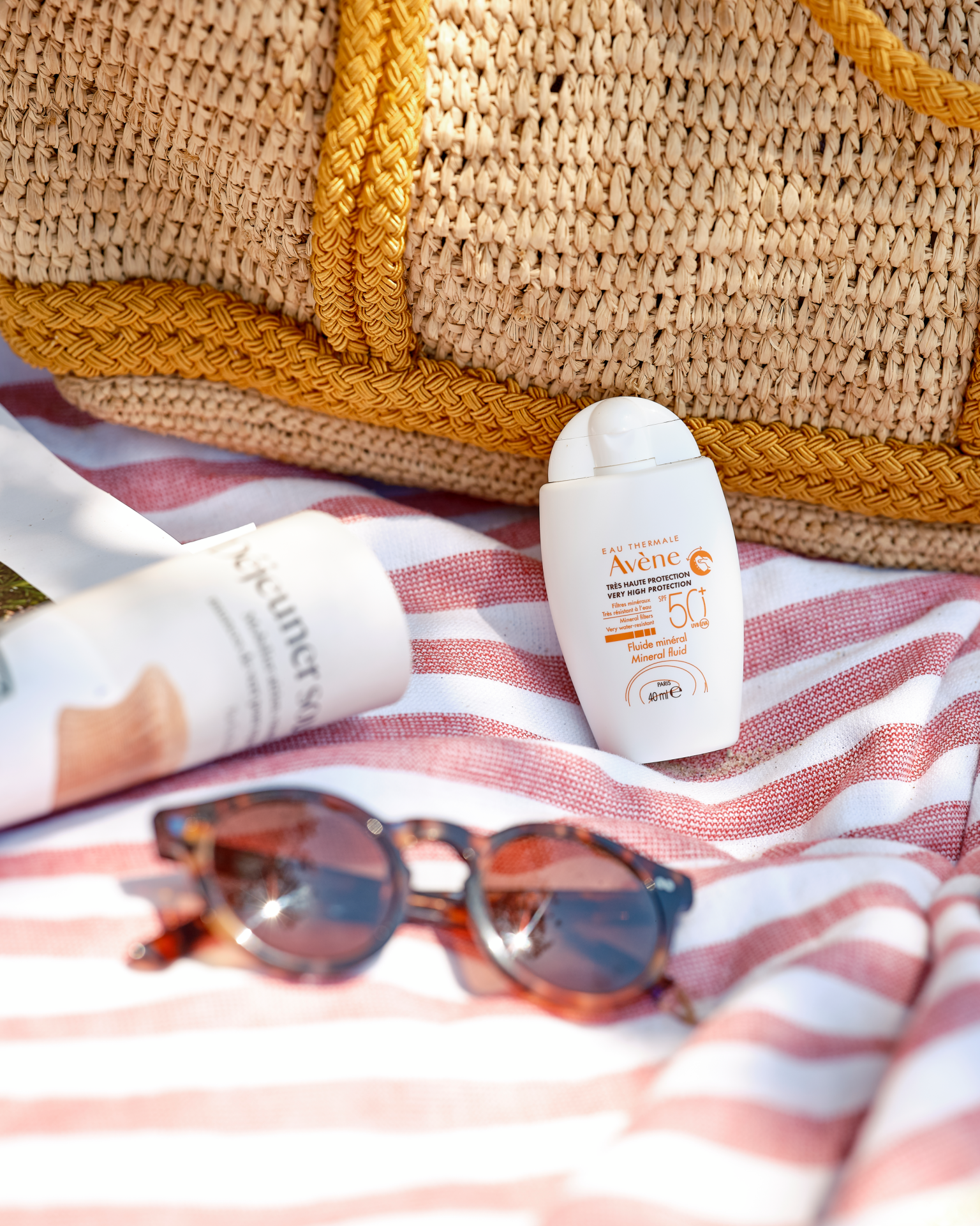 Avène mineralni fluid z zelo visoko zaščito pred soncem ZF50+, 40 ml