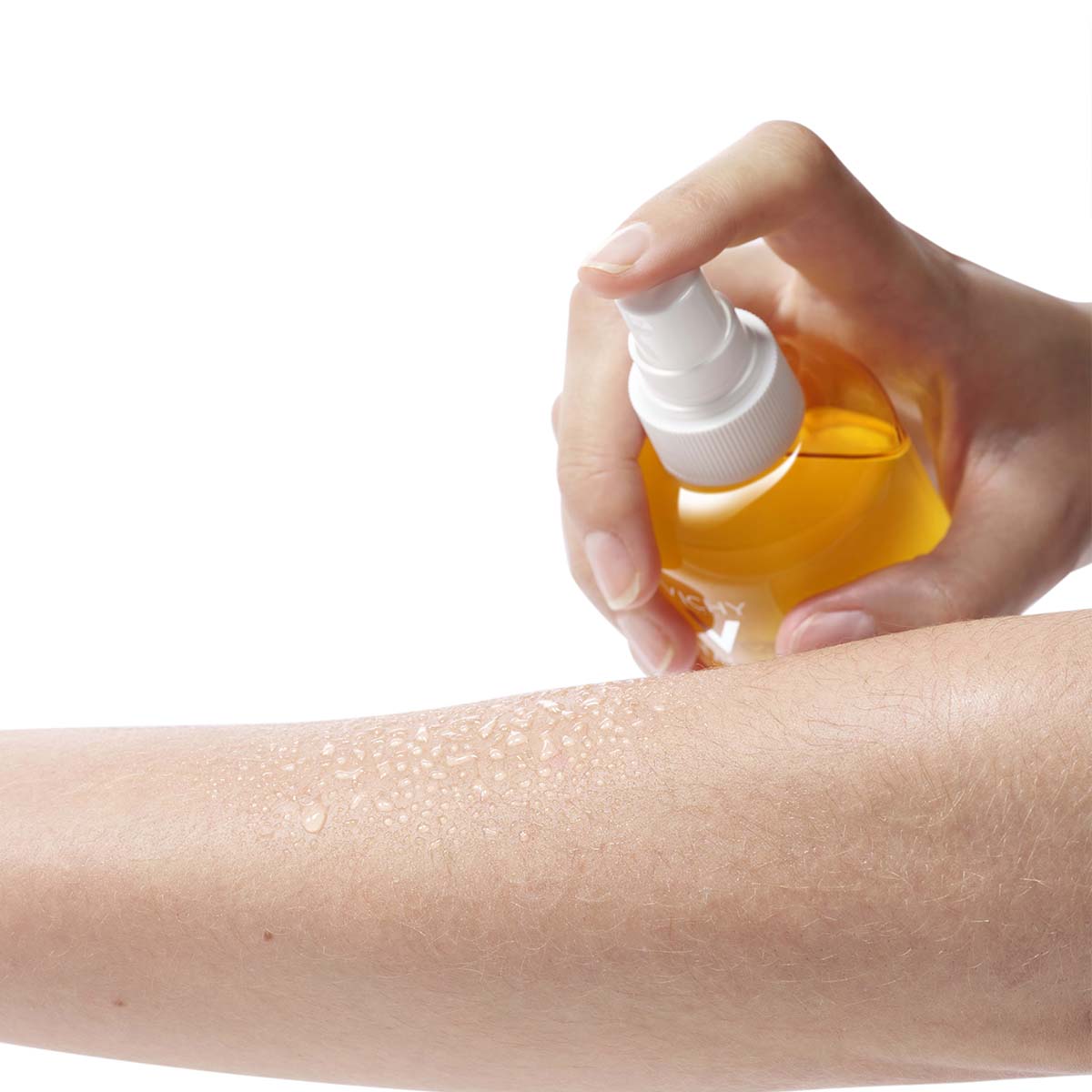 Vichy Capital Soleil Tonirana vodica za zaščito pred soncem ZF 30, 200 ml