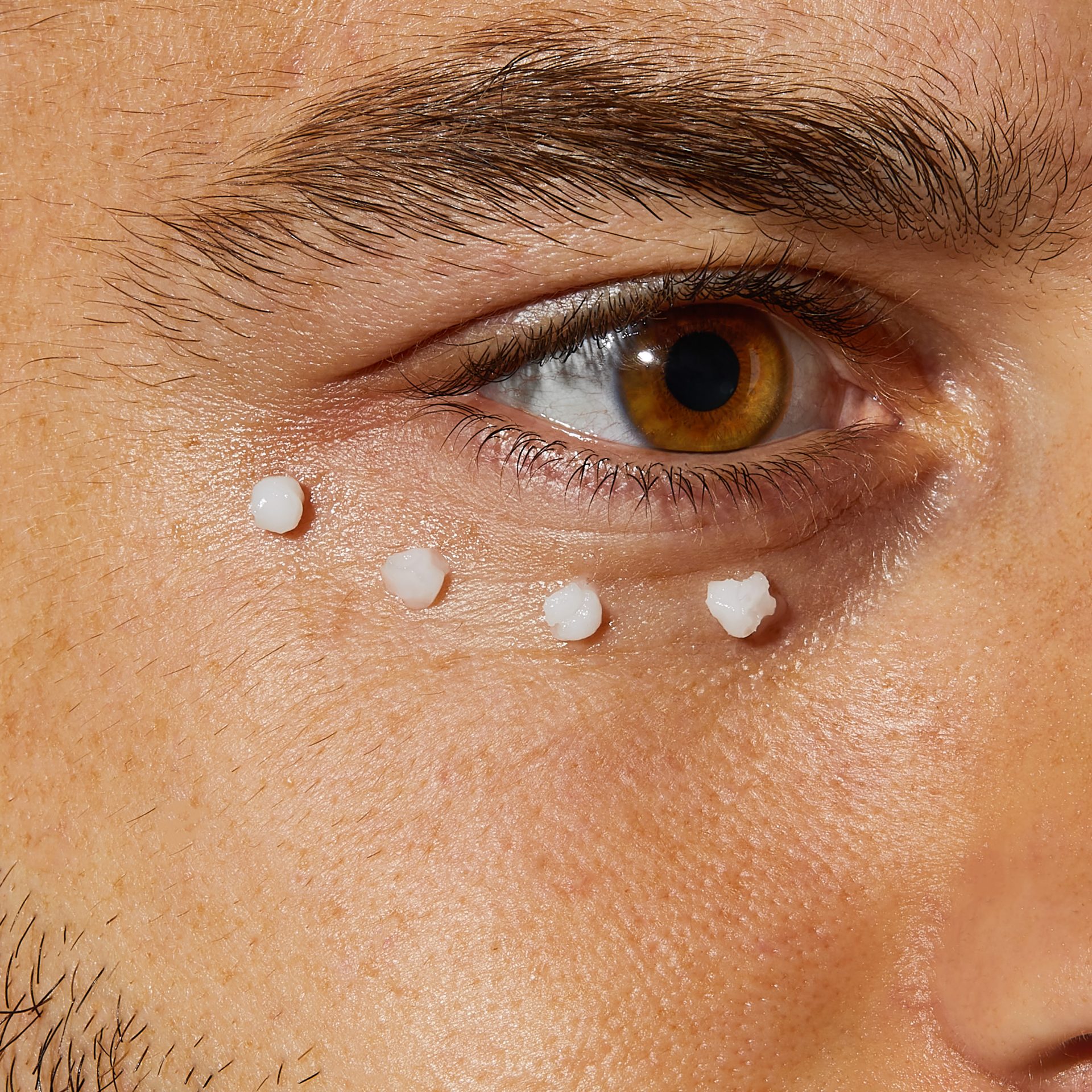 CeraVe Obnovitvena krema s peptidnim kompleksom za predel okoli oči, 15 ml