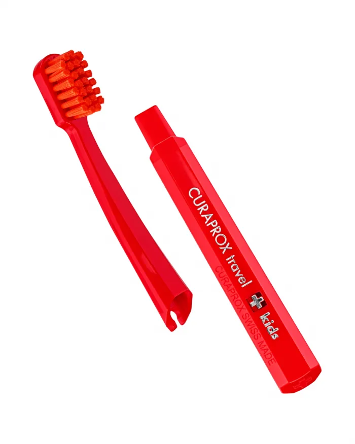 Curaprox potovalni set Kids – rdeč (6–12 let)